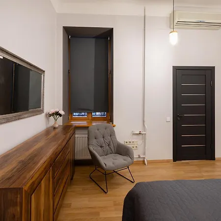 Modern In Location, Kingsize Beds, 2 Br アパート リガ