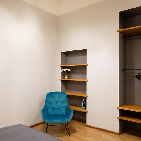 Modern In Location, Kingsize Beds, 2 Br アパート リガ